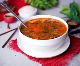 Кисло-острый суп с фунчозой (800г)