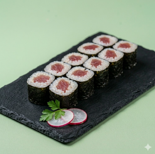50. Hosomaki tonno