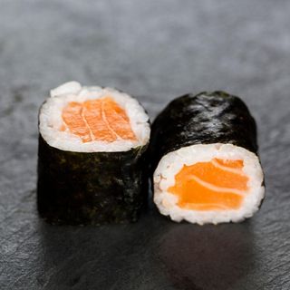 N.23 Hosomaki salmone 