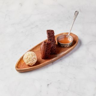 Д. Брауни с грецким орехом (1шт/150г)