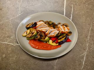 Индейка с овощами гриль (300г)