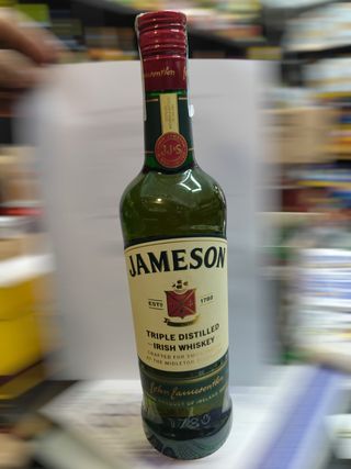 Jameson 700 40%