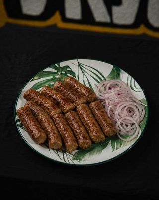 Juneći ćevapi