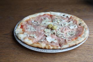 Pizza Capricciosa