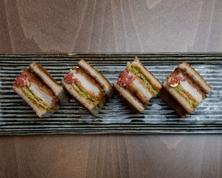 Katsu Sando De Frango