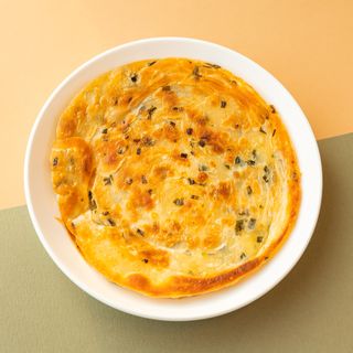 Каттама пияз менен (1шт)