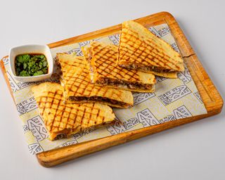 Кесадилья ассорти (500г)