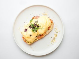 Копчёный лосось Бенедикт (500г)