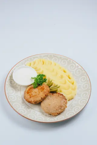 Котлеты куриные с пюре (400г)