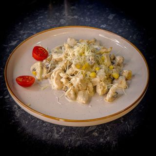 Куриная грудка с шампиньонами (300г)