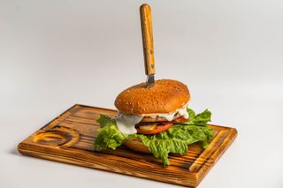 Бургер с курицей (280г)