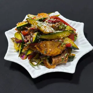 Куриный острый с овощами (250г)