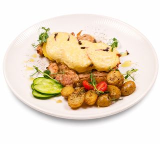 Курица с ананасами под сыром (350г)