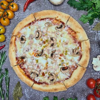 Курица с грибами (600г)