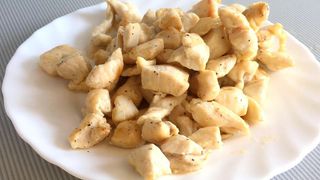 Курица с грибами в сливочном соусе (350г)