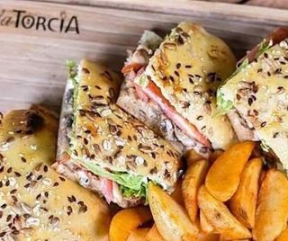 La Torcia tuna sendvič