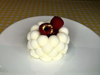  Lagani kolač sa malinom I pavlakom