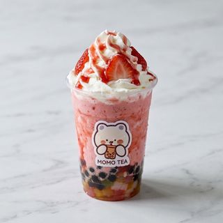 Latte fragola con panna