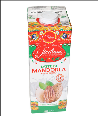 Latte di mandorla