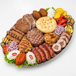 Leskovačka plata za četiri osobe