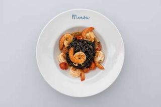 Linguine Nero com Camarão
