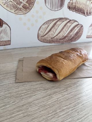 Lisnata pita s višnjom