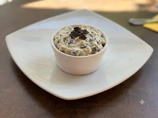 Maionese vegana al tartufo nero al coltello