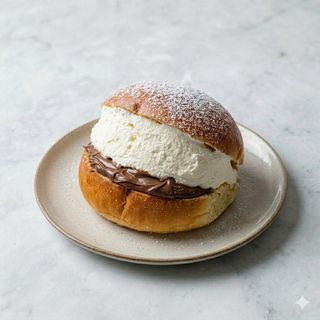 Maritozzo panna e nutella