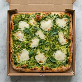 Pizza pesto