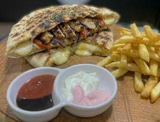 Makloub La Mama Escalope