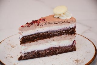 Torta malina i čokolada