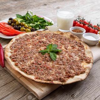 Manaqish À La Viande