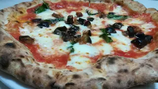 Margherita con melanzane