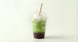 Matcha latte con crema cheese e fagioli rossi