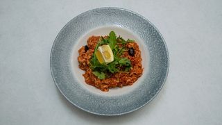 Mediteranski rižoto sa lignjama