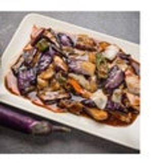 Melanzane saltati con le verdure in agrodolce piccante