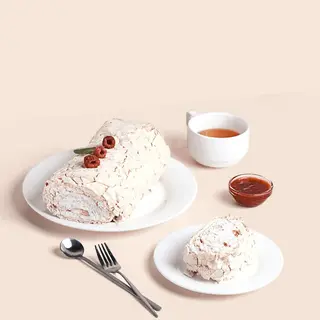 Меренговый рулет с малиной (570г)