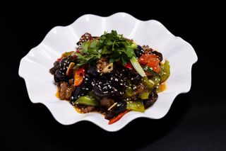Мясо с древесными грибами (400г)