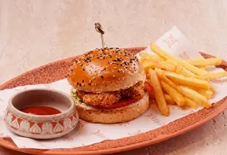 Мини бургер с курицей (350г)