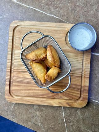 Мини-чебуреки (200г)