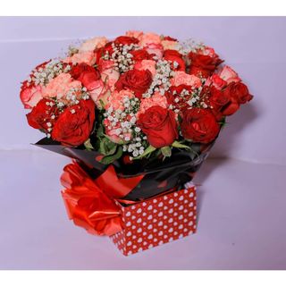 Mixed Roses Standing Bouquet