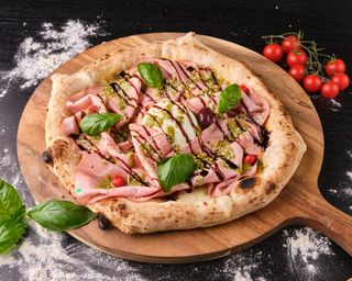 Pizza Mortadela E Pistacio