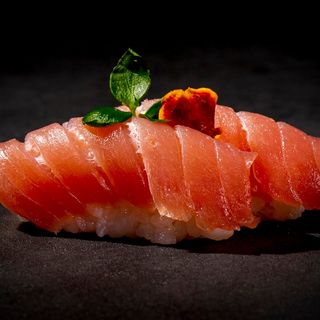 N02. Nigiri tuna
