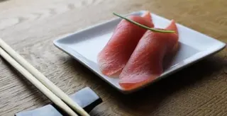 Nigiri di tonno