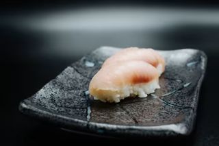Nigiri hamachi