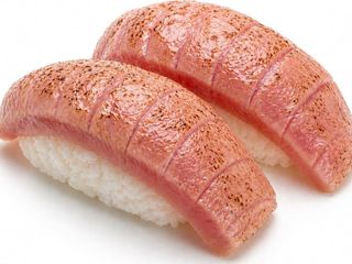 Nigiri maguro scottato