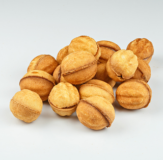 Nuci cu lapte condensat