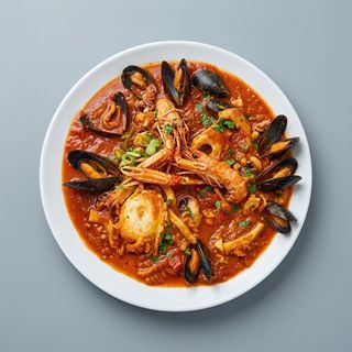 Plat Ojja Aux Fruits De Mer