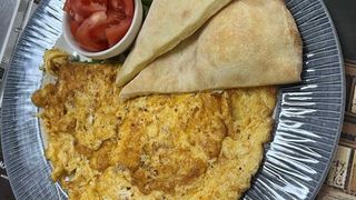 Omlet sa sirom