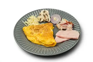 Omlet sa slaninom u lepinji